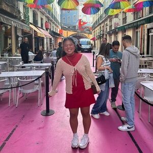 Meet your Posher, Bopha